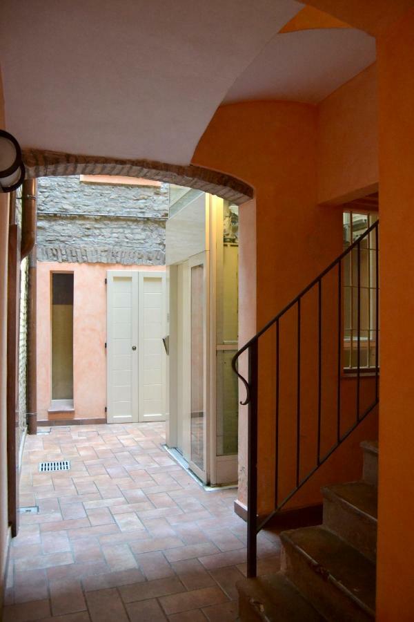 Apartmán Downtown In Parma Exteriér fotografie